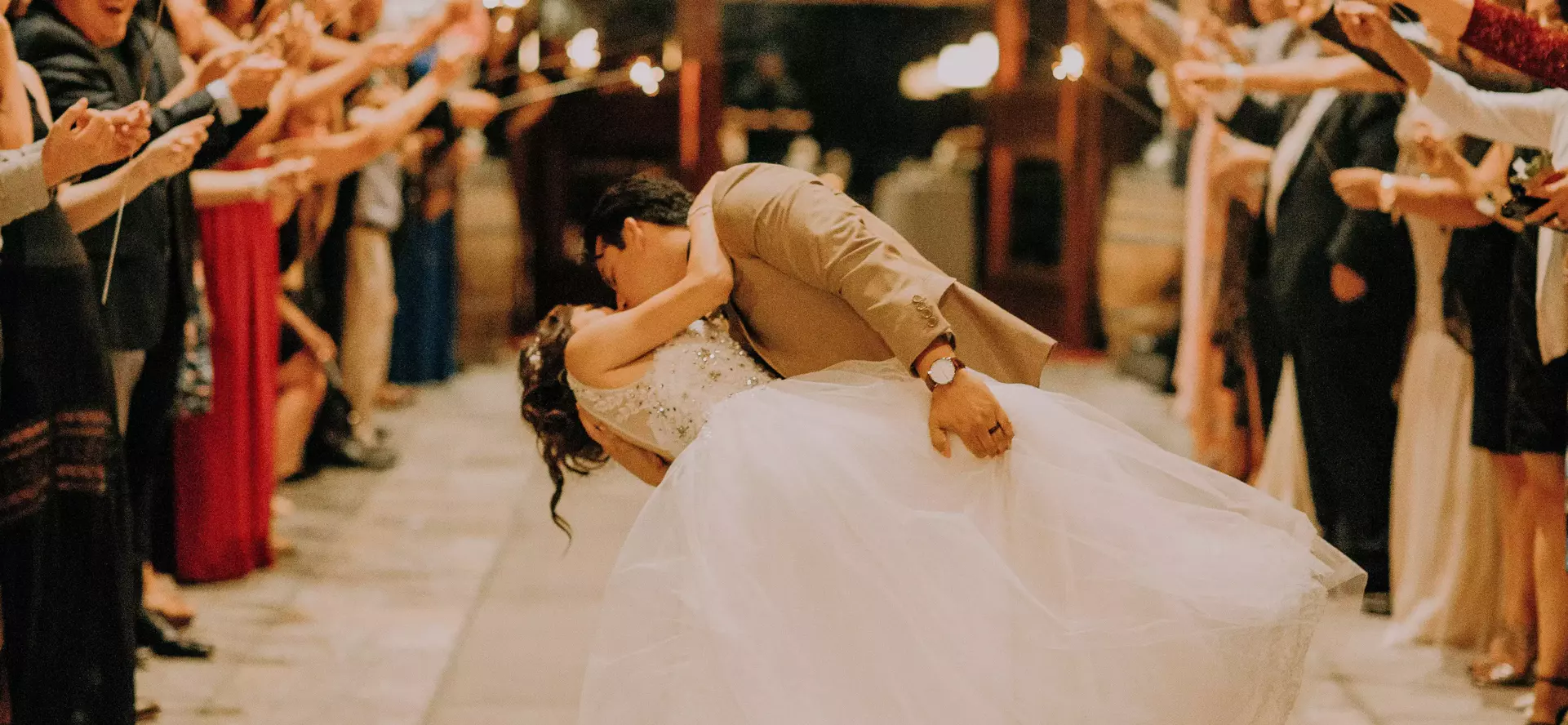 Photo d'un couple lors d'un mariage